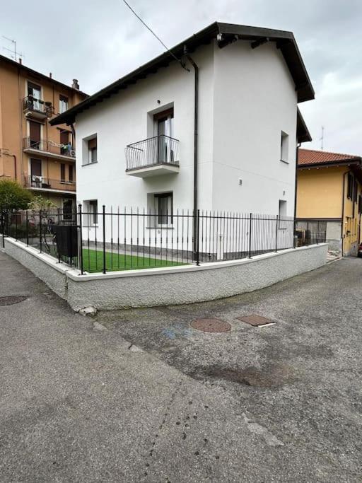 Dolcevita Apartment Комо Экстерьер фото
